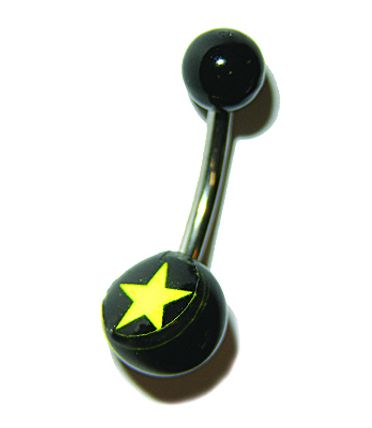 BELLY BUTTON PIERCING WITH STAR